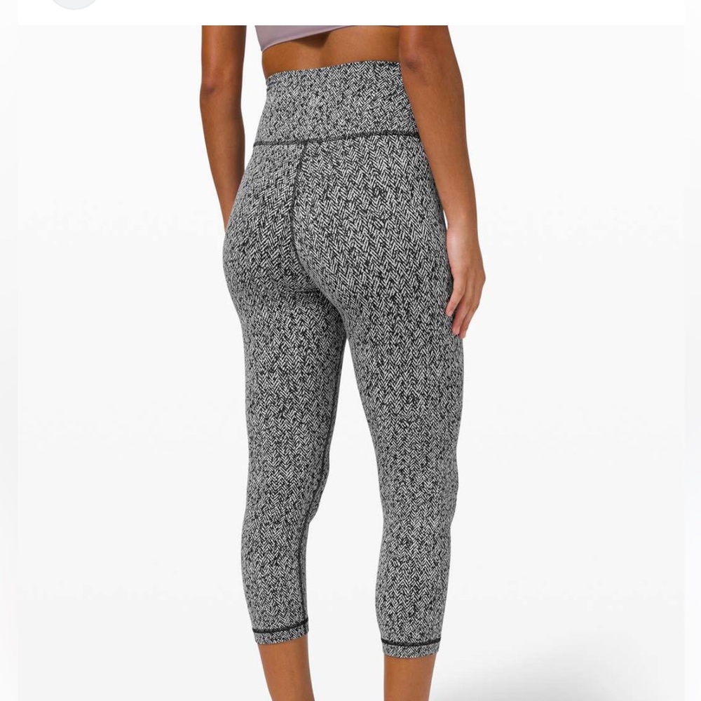 Lululemon wunder unders
